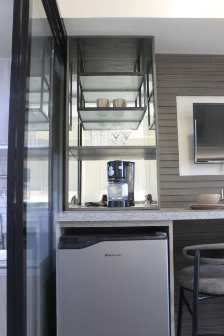 Condo Near Ayala Cebu City W Wifi Balcony المظهر الخارجي الصورة