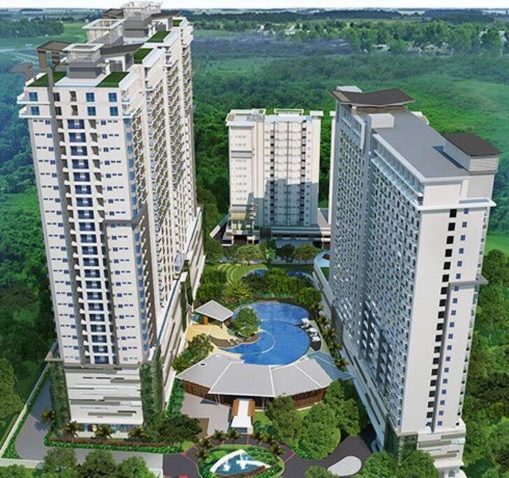 Condo Near Ayala Cebu City W Wifi Balcony المظهر الخارجي الصورة